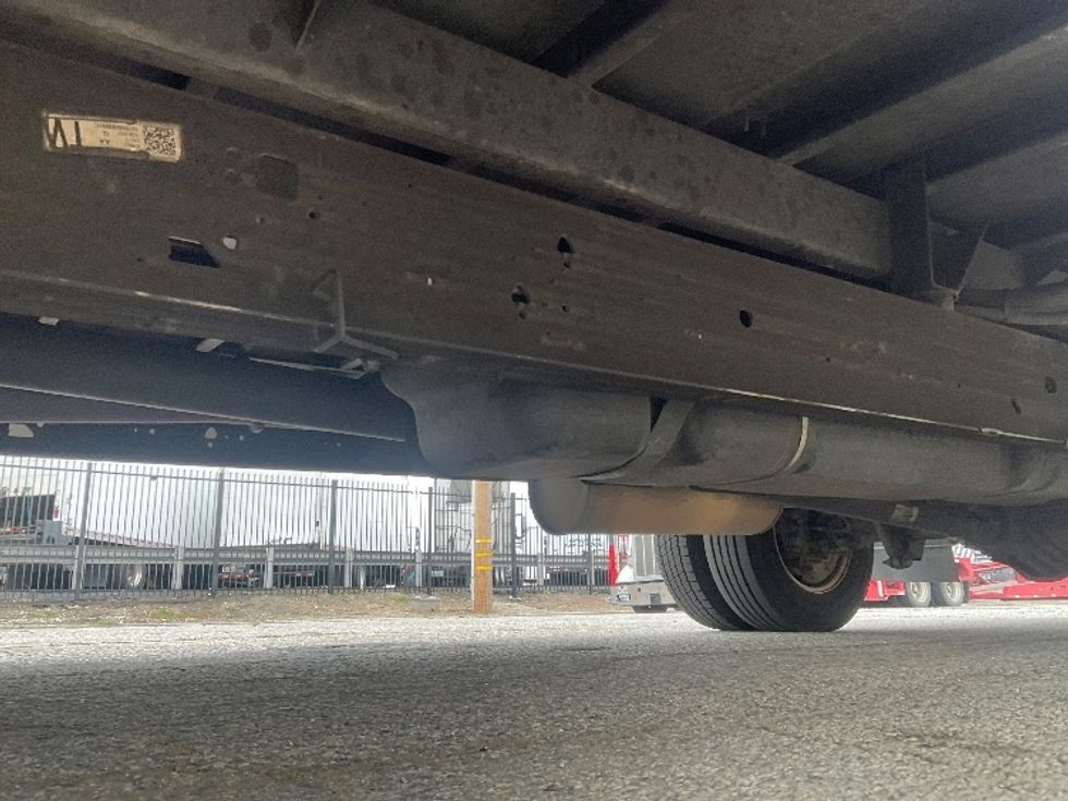 Light Duty Box Truck-Light and Medium Duty Trucks-GMC-2021-Savana G33903-Torrance-CA-73,580\n\t\tmiles-$ 31,250 - Image 5