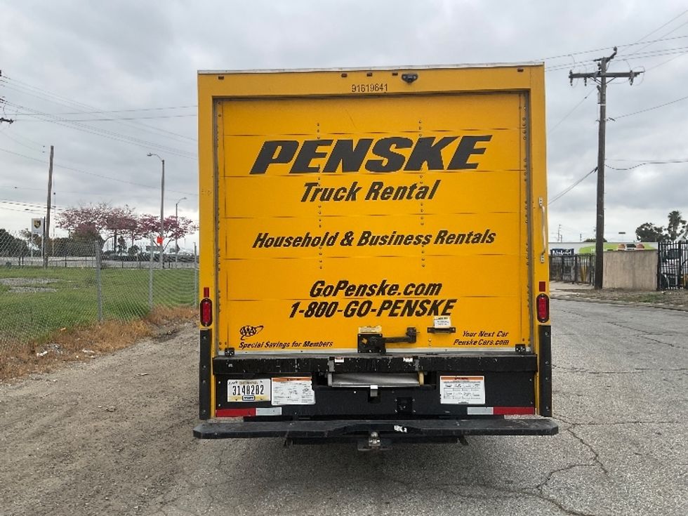 Light Duty Box Truck-Light and Medium Duty Trucks-GMC-2021-Savana G33903-Torrance-CA-73,580\n\t\tmiles-$ 31,250 - Image 7