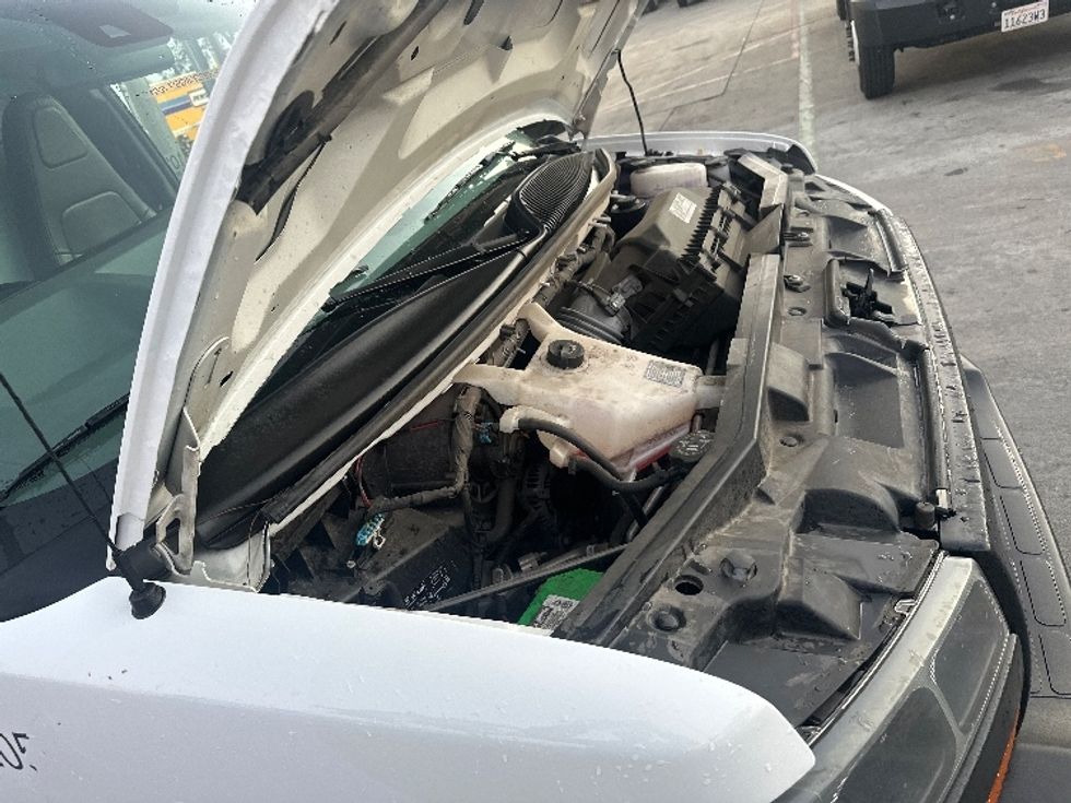 Light Duty Box Truck-Light and Medium Duty Trucks-GMC-2021-Savana G33903-Torrance-CA-74,808\n\t\tmiles-$ 42,000 - Image 23