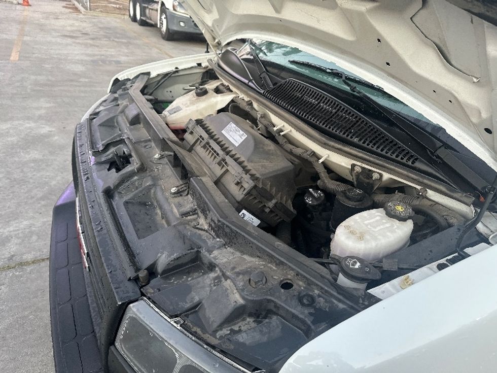 Light Duty Box Truck-Light and Medium Duty Trucks-GMC-2021-Savana G33903-Torrance-CA-74,808\n\t\tmiles-$ 42,000 - Image 24