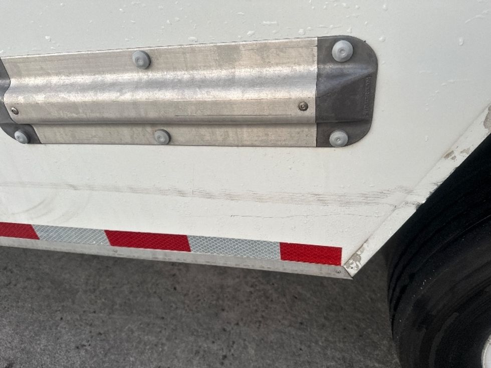 Light Duty Box Truck-Light and Medium Duty Trucks-GMC-2021-Savana G33903-Torrance-CA-74,808\n\t\tmiles-$ 42,000 - Image 27