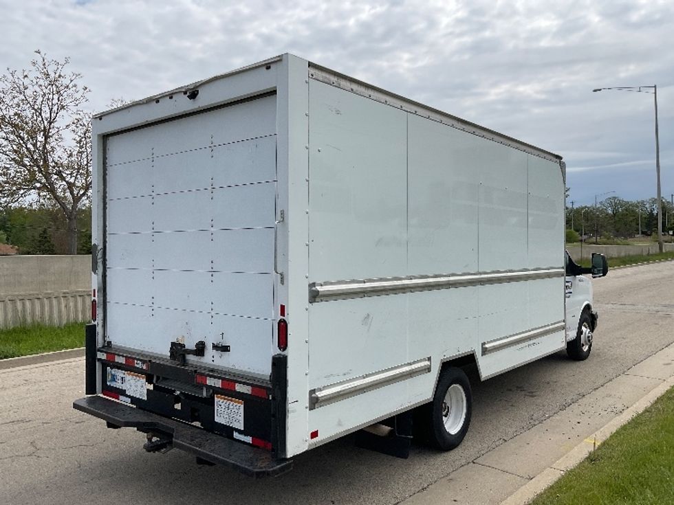 Light Duty Box Truck-Light and Medium Duty Trucks-GMC-2021-Savana G33903-Torrance-CA-74,899\n\t\tmiles-$ 33,750 - Image 13