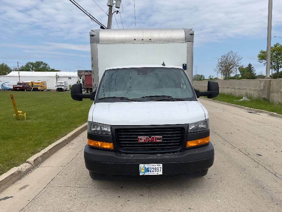 Light Duty Box Truck-Light and Medium Duty Trucks-GMC-2021-Savana G33903-Torrance-CA-74,899\n\t\tmiles-$ 33,750 - Image 2