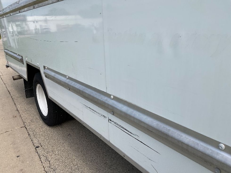 Light Duty Box Truck-Light and Medium Duty Trucks-GMC-2021-Savana G33903-Torrance-CA-74,899\n\t\tmiles-$ 33,750 - Image 28