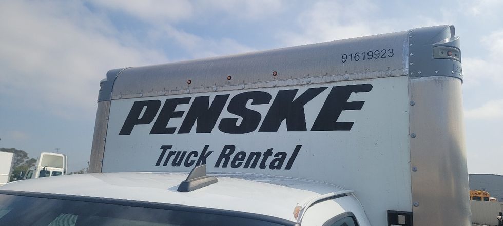 Light Duty Box Truck-Light and Medium Duty Trucks-GMC-2021-Savana G33903-Torrance-CA-79,449\n\t\tmiles-$ 32,500 - Image 26