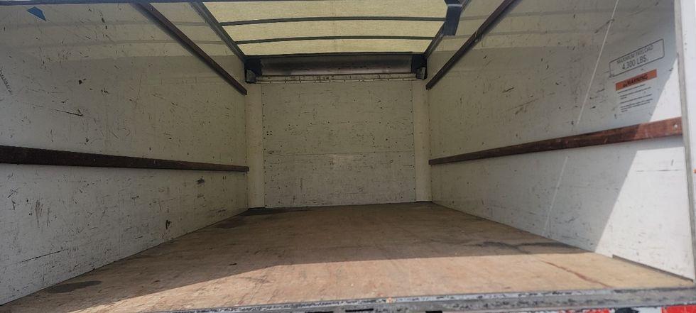 Light Duty Box Truck-Light and Medium Duty Trucks-GMC-2021-Savana G33903-Torrance-CA-79,449\n\t\tmiles-$ 32,500 - Image 8