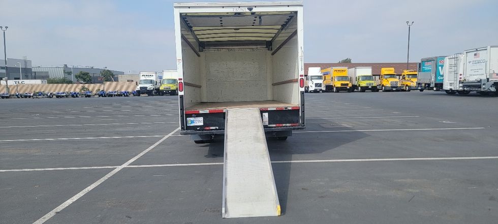 Light Duty Box Truck-Light and Medium Duty Trucks-GMC-2021-Savana G33903-Torrance-CA-79,449\n\t\tmiles-$ 32,500 - Image 9