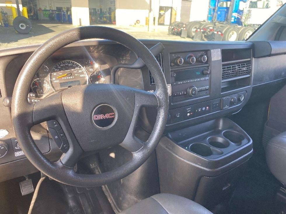 Light Duty Box Truck-Light and Medium Duty Trucks-GMC-2021-Savana G33903-Torrance-CA-80,446\n\t\tmiles-$ 36,000 - Image 18