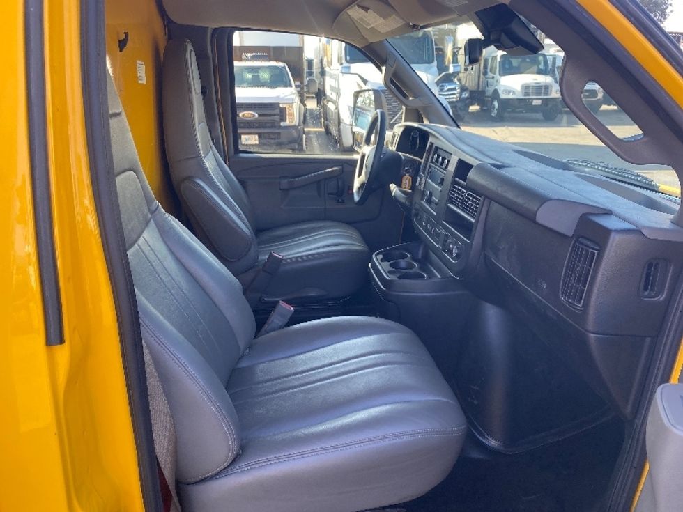 Light Duty Box Truck-Light and Medium Duty Trucks-GMC-2021-Savana G33903-Torrance-CA-80,446\n\t\tmiles-$ 36,000 - Image 20