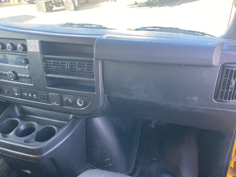 Light Duty Box Truck-Light and Medium Duty Trucks-GMC-2021-Savana G33903-Torrance-CA-80,446\n\t\tmiles-$ 36,000 - Image 21