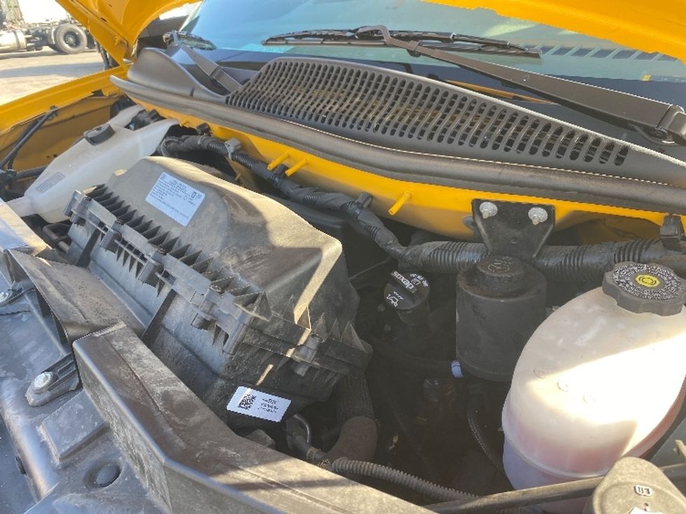 Light Duty Box Truck-Light and Medium Duty Trucks-GMC-2021-Savana G33903-Torrance-CA-80,446\n\t\tmiles-$ 36,000 - Image 24