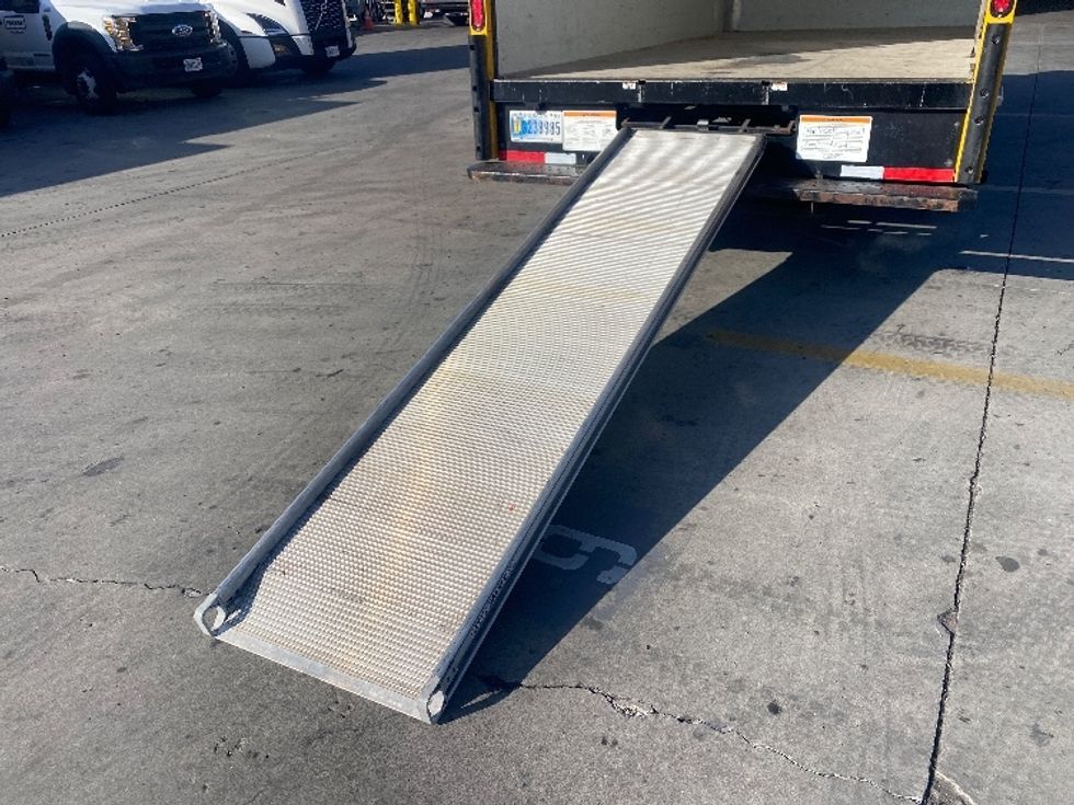 Light Duty Box Truck-Light and Medium Duty Trucks-GMC-2021-Savana G33903-Torrance-CA-80,446\n\t\tmiles-$ 36,000 - Image 9