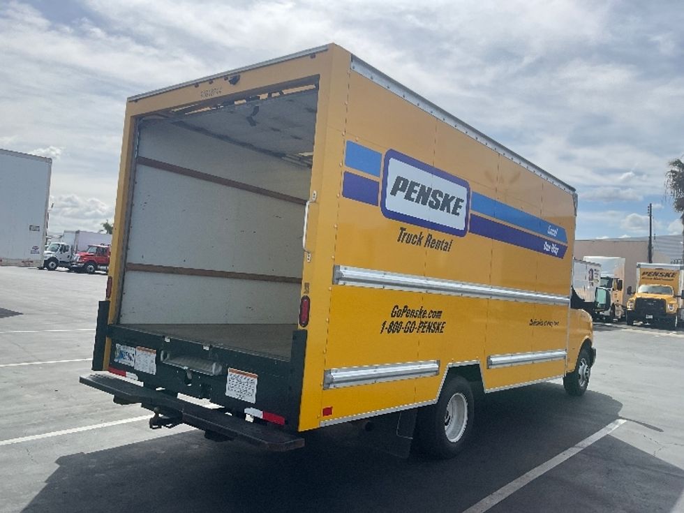 Light Duty Box Truck-Light and Medium Duty Trucks-GMC-2021-Savana G33903-Torrance-CA-80,999\n\t\tmiles-$ 30,250 - Image 13