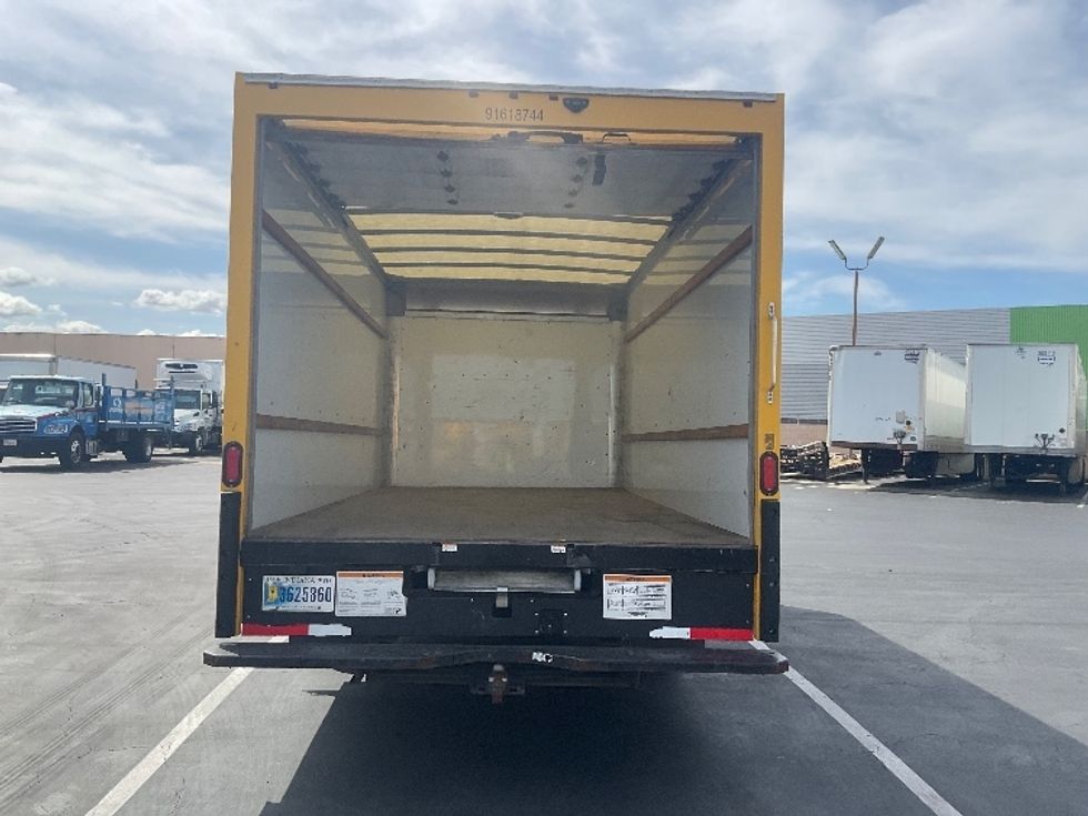 Light Duty Box Truck-Light and Medium Duty Trucks-GMC-2021-Savana G33903-Torrance-CA-80,999\n\t\tmiles-$ 30,250 - Image 8