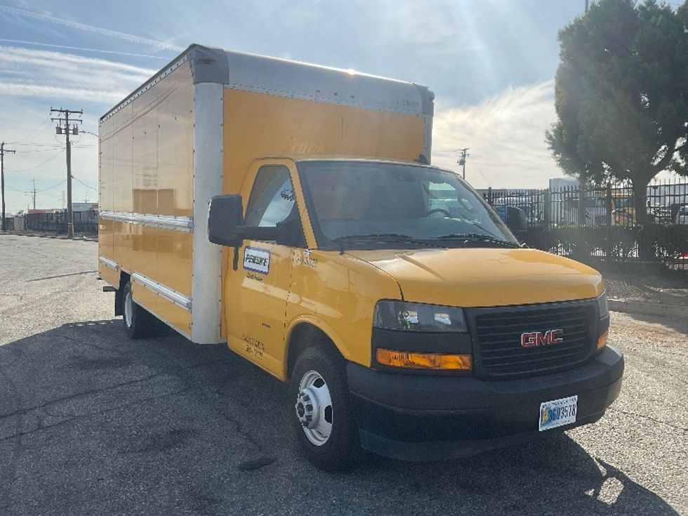 Light Duty Box Truck-Light and Medium Duty Trucks-GMC-2021-Savana G33903-Torrance-CA-81,856\n\t\tmiles-$ 35,500 - Image 1