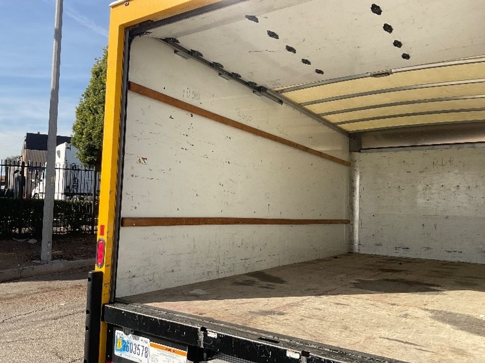 Light Duty Box Truck-Light and Medium Duty Trucks-GMC-2021-Savana G33903-Torrance-CA-81,856\n\t\tmiles-$ 35,500 - Image 11