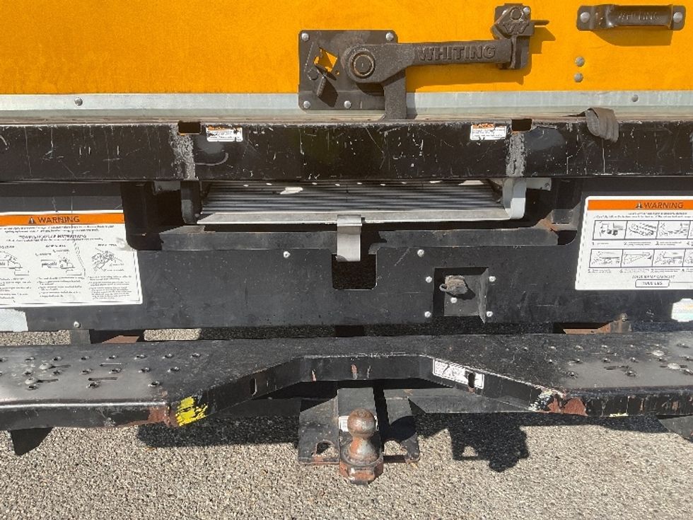 Light Duty Box Truck-Light and Medium Duty Trucks-GMC-2021-Savana G33903-Torrance-CA-81,856\n\t\tmiles-$ 35,500 - Image 25