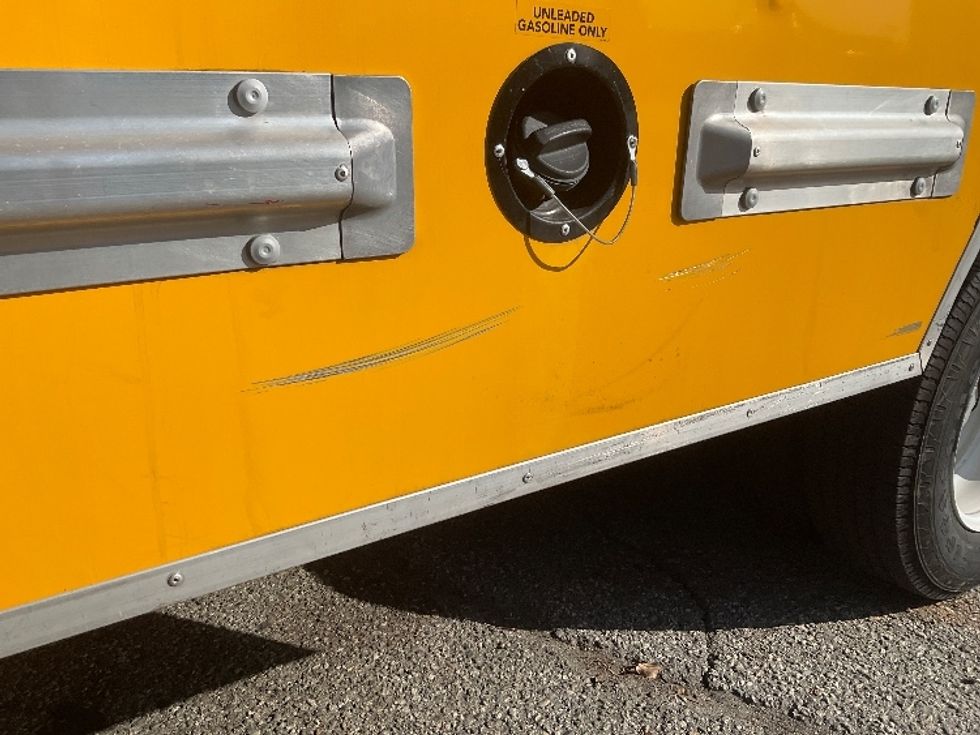 Light Duty Box Truck-Light and Medium Duty Trucks-GMC-2021-Savana G33903-Torrance-CA-81,856\n\t\tmiles-$ 35,500 - Image 28