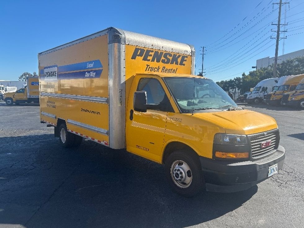 Light Duty Box Truck-Light and Medium Duty Trucks-GMC-2021-Savana G33903-Torrance-CA-88,177\n\t\tmiles-$ 28,500 - Image 1