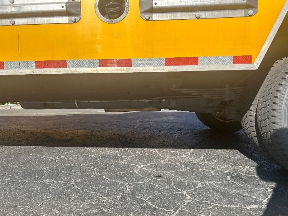 Light Duty Box Truck-Light and Medium Duty Trucks-GMC-2021-Savana G33903-Torrance-CA-88,177\n\t\tmiles-$ 28,500 - Image 5