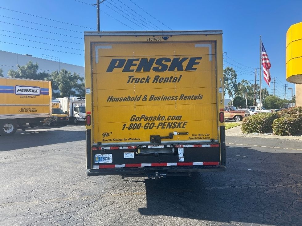 Light Duty Box Truck-Light and Medium Duty Trucks-GMC-2021-Savana G33903-Torrance-CA-88,177\n\t\tmiles-$ 28,500 - Image 7