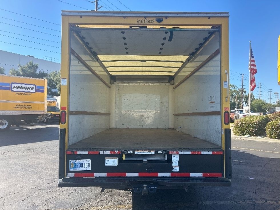 Light Duty Box Truck-Light and Medium Duty Trucks-GMC-2021-Savana G33903-Torrance-CA-88,177\n\t\tmiles-$ 28,500 - Image 8