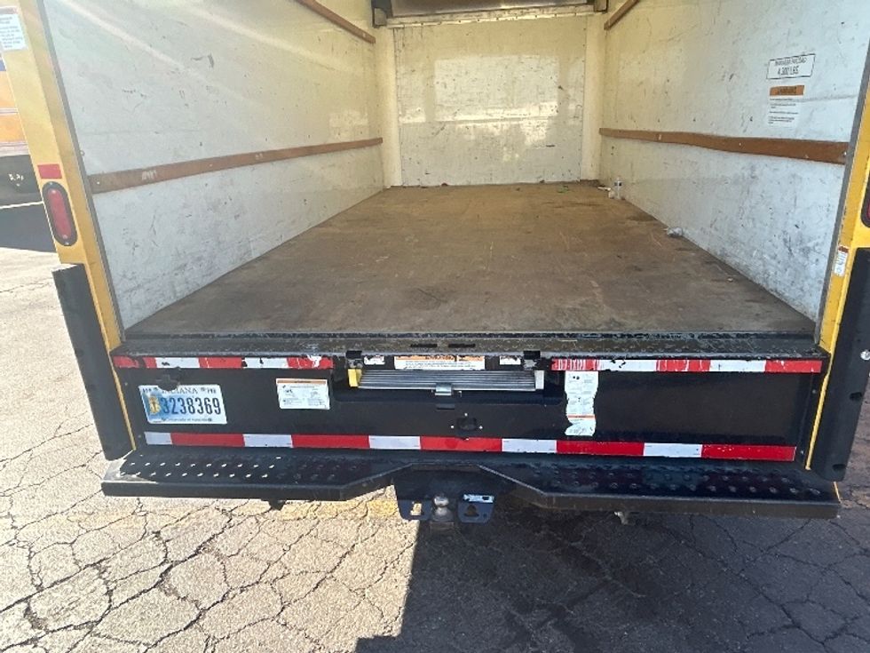 Light Duty Box Truck-Light and Medium Duty Trucks-GMC-2021-Savana G33903-Torrance-CA-88,177\n\t\tmiles-$ 28,500 - Image 9