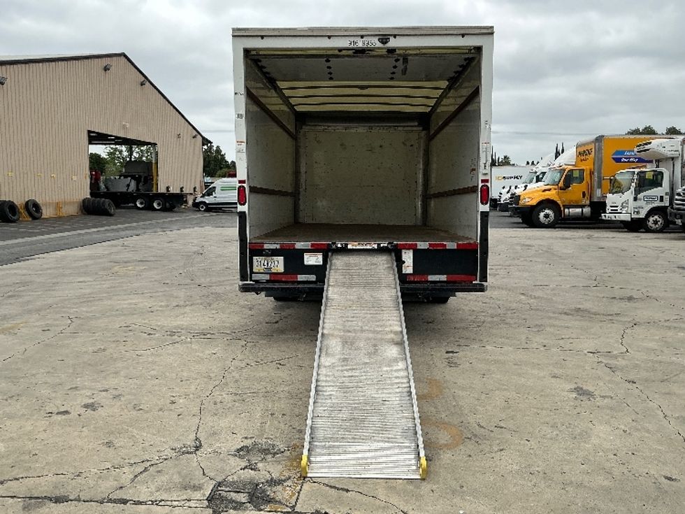 Light Duty Box Truck-Light and Medium Duty Trucks-GMC-2021-Savana G33903-Torrance-CA-91,585\n\t\tmiles-$ 26,750 - Image 10