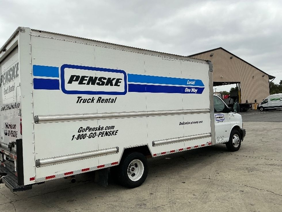 Light Duty Box Truck-Light and Medium Duty Trucks-GMC-2021-Savana G33903-Torrance-CA-91,585\n\t\tmiles-$ 26,750 - Image 13
