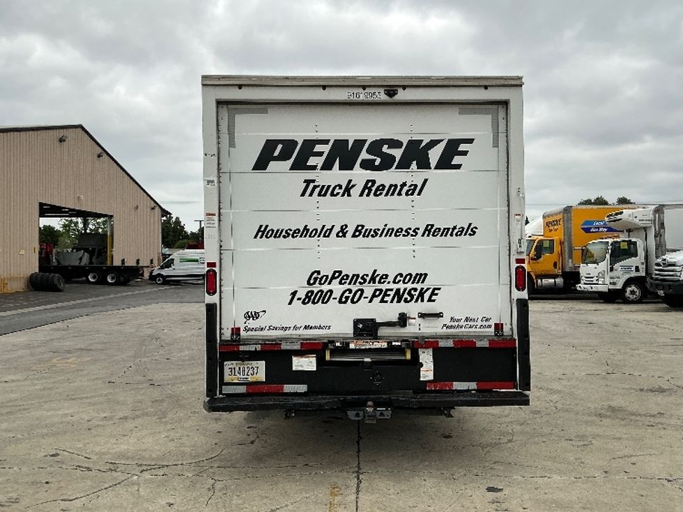 Light Duty Box Truck-Light and Medium Duty Trucks-GMC-2021-Savana G33903-Torrance-CA-91,585\n\t\tmiles-$ 26,750 - Image 7