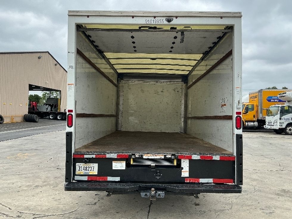 Light Duty Box Truck-Light and Medium Duty Trucks-GMC-2021-Savana G33903-Torrance-CA-91,585\n\t\tmiles-$ 26,750 - Image 9