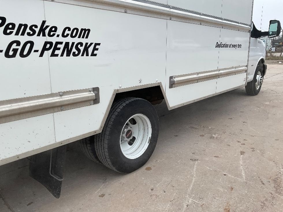 Light Duty Box Truck-Light and Medium Duty Trucks-GMC-2021-Savana G33903-Traverse City-MI-85,282\n\t\tmiles-$ 28,750 - Image 14