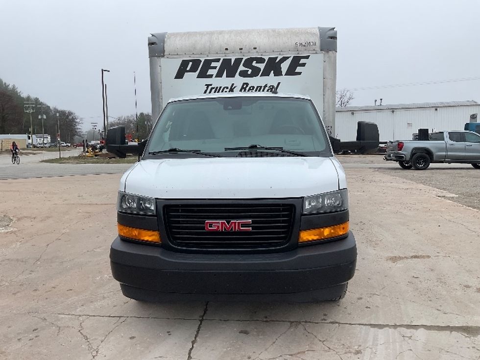 Light Duty Box Truck-Light and Medium Duty Trucks-GMC-2021-Savana G33903-Traverse City-MI-85,282\n\t\tmiles-$ 28,750 - Image 2