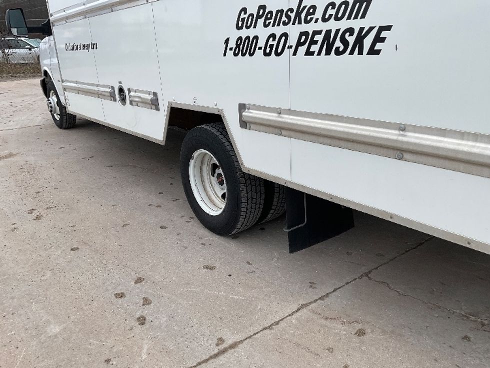 Light Duty Box Truck-Light and Medium Duty Trucks-GMC-2021-Savana G33903-Traverse City-MI-85,282\n\t\tmiles-$ 28,750 - Image 5