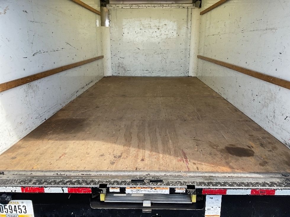 Light Duty Box Truck-Light and Medium Duty Trucks-GMC-2021-Savana G33903-Tucson-AZ-109,930\n\t\tmiles-$ 26,750 - Image 10