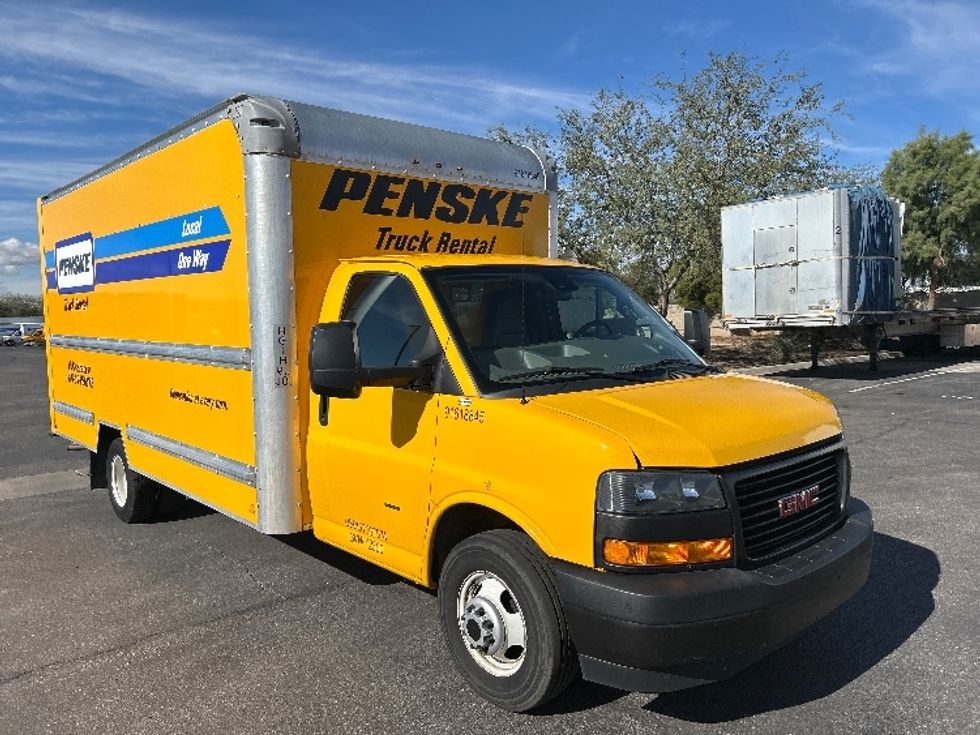 Light Duty Box Truck-Light and Medium Duty Trucks-GMC-2021-Savana G33903-Tucson-AZ-113,108\n\t\tmiles-$ 26,250 - Image 1