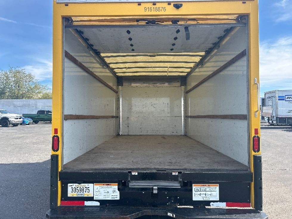 Light Duty Box Truck-Light and Medium Duty Trucks-GMC-2021-Savana G33903-Tucson-AZ-121,270\n\t\tmiles-$ 25,250 - Image 8