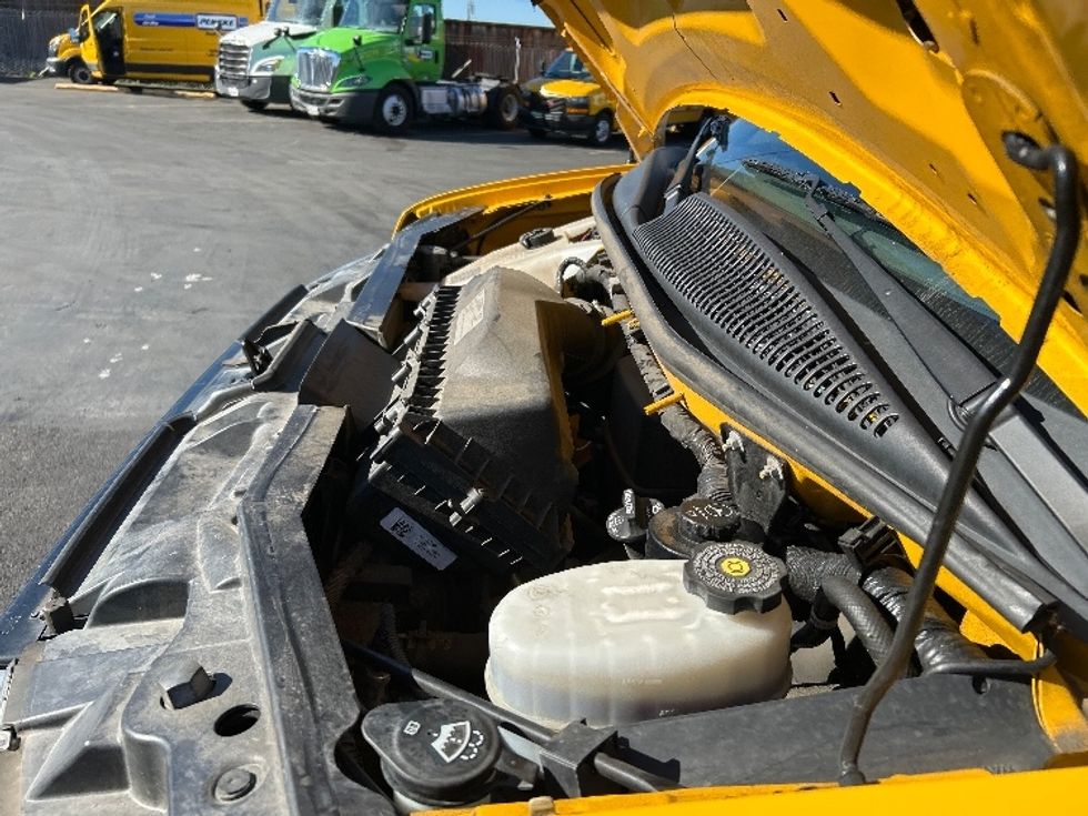 Light Duty Box Truck-Light and Medium Duty Trucks-GMC-2021-Savana G33903-Tucson-AZ-94,754\n\t\tmiles-$ 25,000 - Image 24