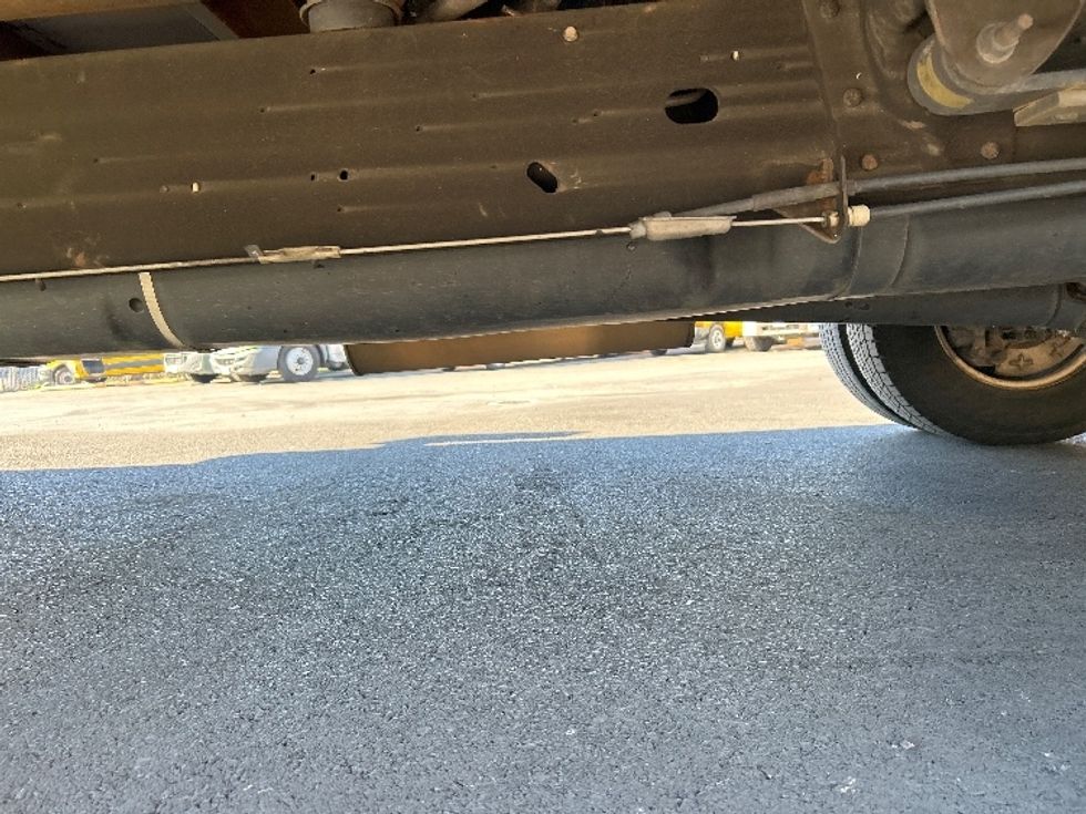 Light Duty Box Truck-Light and Medium Duty Trucks-GMC-2021-Savana G33903-Tucson-AZ-94,754\n\t\tmiles-$ 25,000 - Image 5