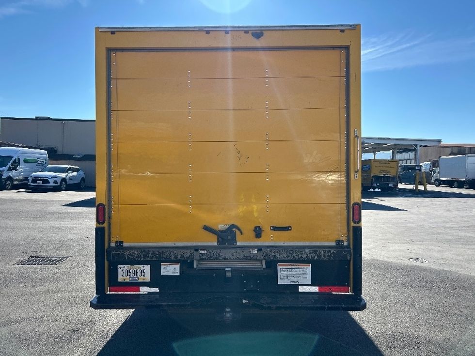 Light Duty Box Truck-Light and Medium Duty Trucks-GMC-2021-Savana G33903-Tucson-AZ-94,754\n\t\tmiles-$ 25,000 - Image 7