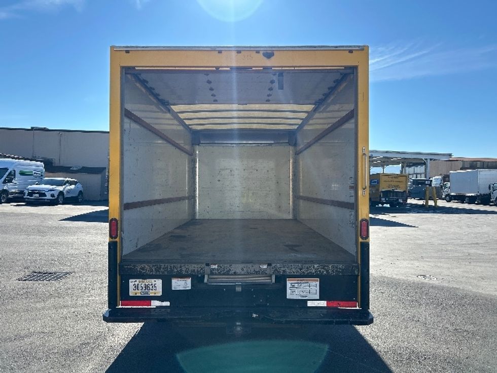 Light Duty Box Truck-Light and Medium Duty Trucks-GMC-2021-Savana G33903-Tucson-AZ-94,754\n\t\tmiles-$ 25,000 - Image 8