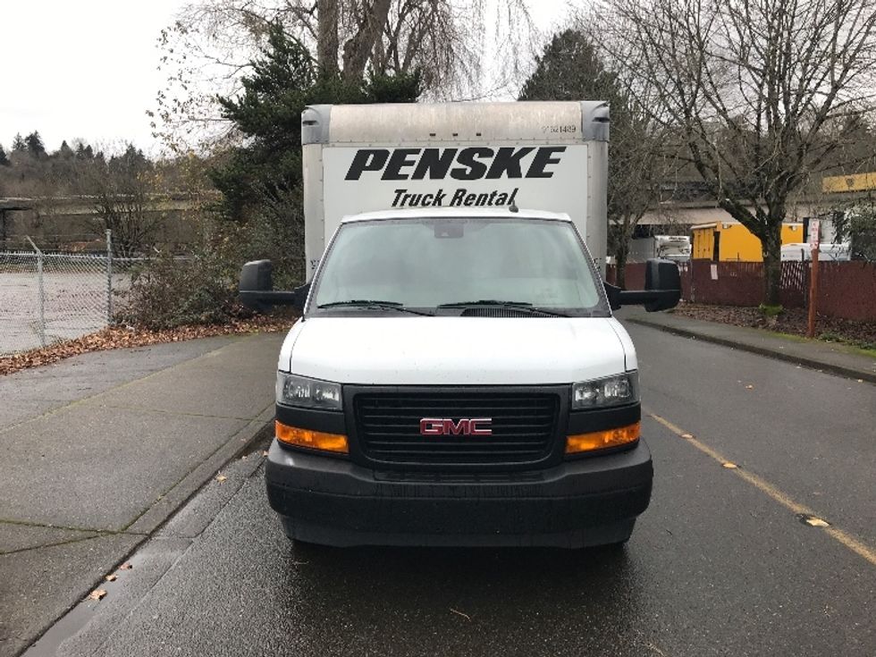 Light Duty Box Truck-Light and Medium Duty Trucks-GMC-2021-Savana G33903-Tukwila-WA-113,519\n\t\tmiles-$ 25,750 - Image 2