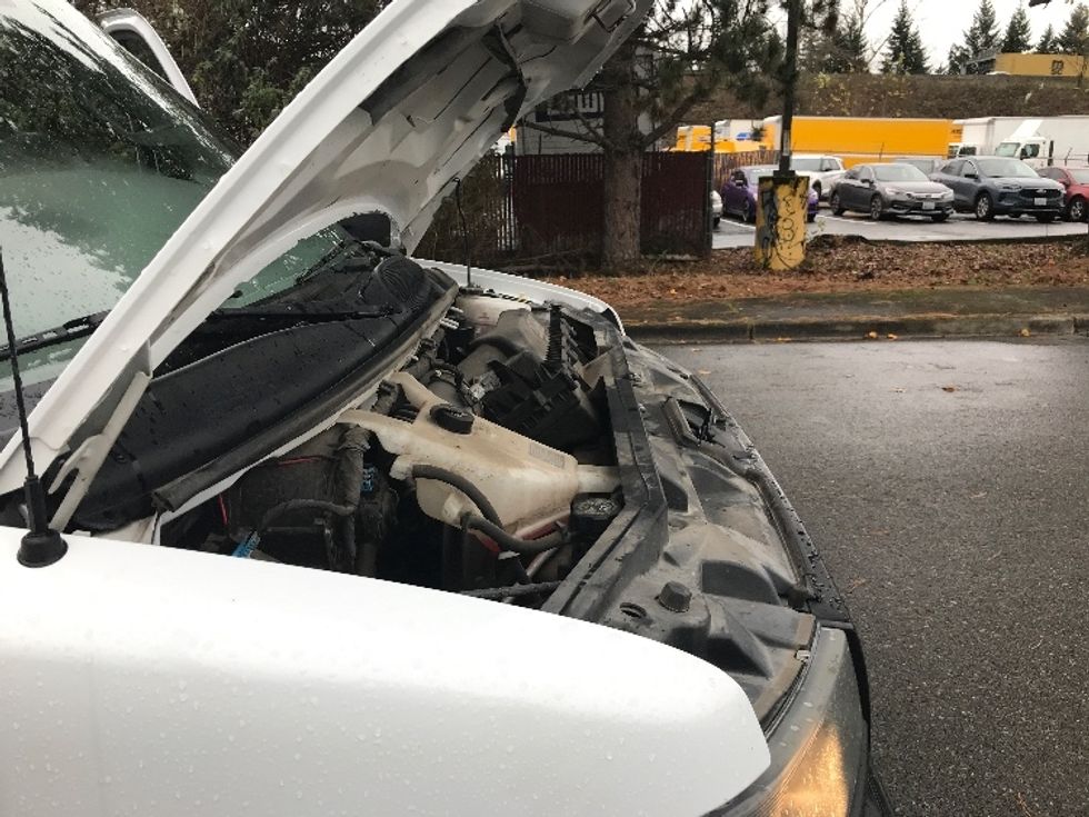 Light Duty Box Truck-Light and Medium Duty Trucks-GMC-2021-Savana G33903-Tukwila-WA-113,519\n\t\tmiles-$ 25,750 - Image 23