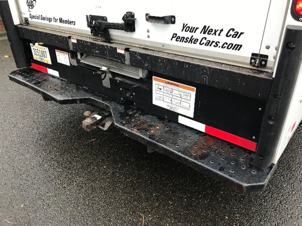 Light Duty Box Truck-Light and Medium Duty Trucks-GMC-2021-Savana G33903-Tukwila-WA-113,519\n\t\tmiles-$ 25,750 - Image 27