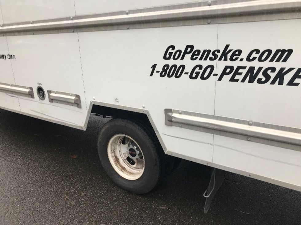 Light Duty Box Truck-Light and Medium Duty Trucks-GMC-2021-Savana G33903-Tukwila-WA-113,519\n\t\tmiles-$ 25,750 - Image 28