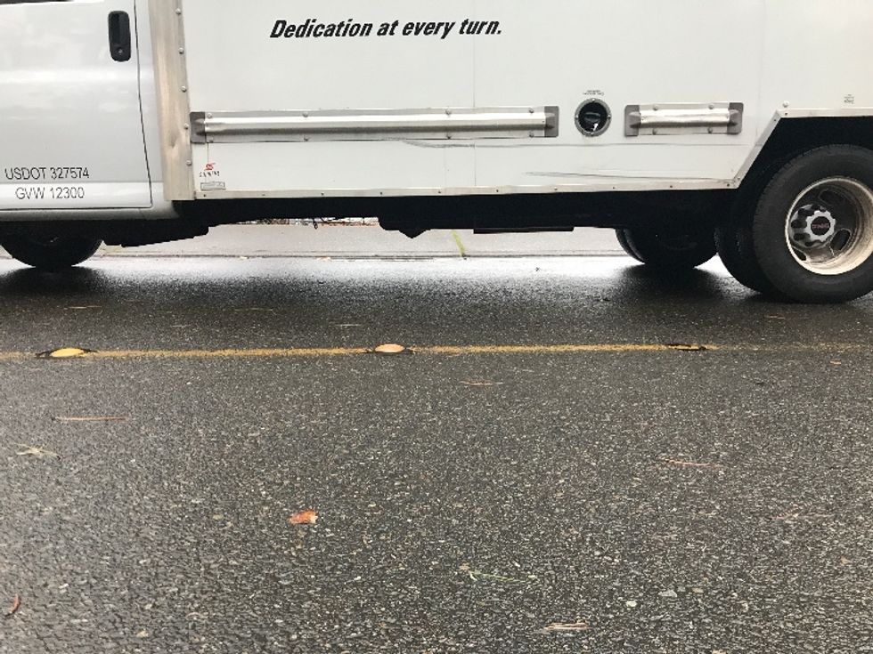 Light Duty Box Truck-Light and Medium Duty Trucks-GMC-2021-Savana G33903-Tukwila-WA-113,519\n\t\tmiles-$ 25,750 - Image 5