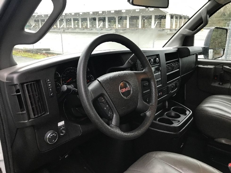 Light Duty Box Truck-Light and Medium Duty Trucks-GMC-2021-Savana G33903-Tukwila-WA-113,538\n\t\tmiles-$ 27,000 - Image 15