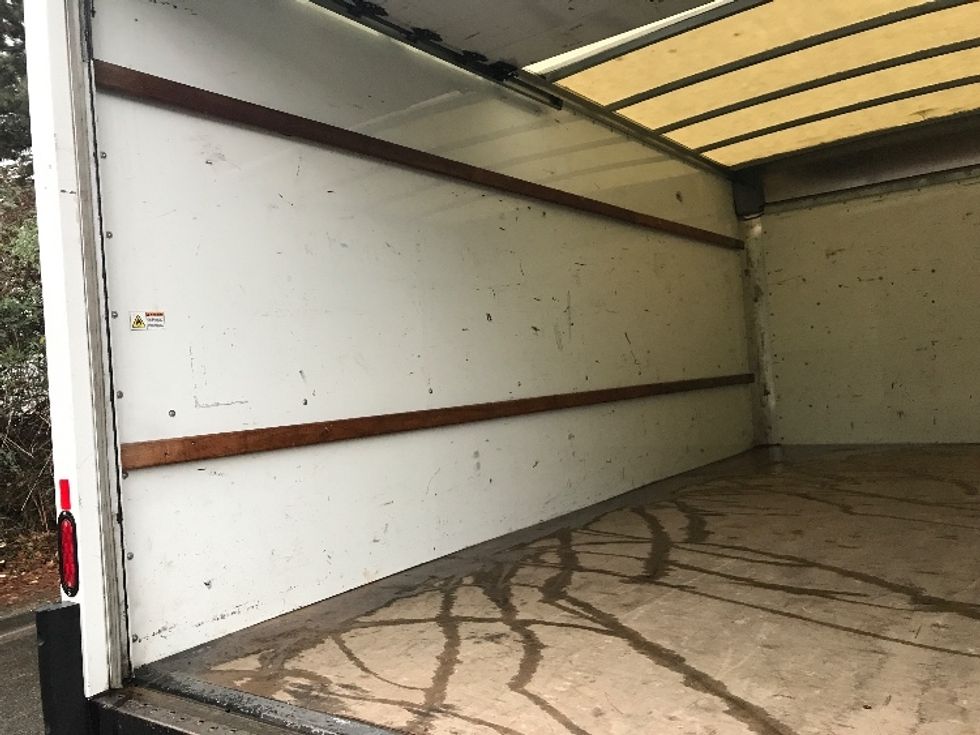 Light Duty Box Truck-Light and Medium Duty Trucks-GMC-2021-Savana G33903-Tukwila-WA-113,538\n\t\tmiles-$ 27,000 - Image 9