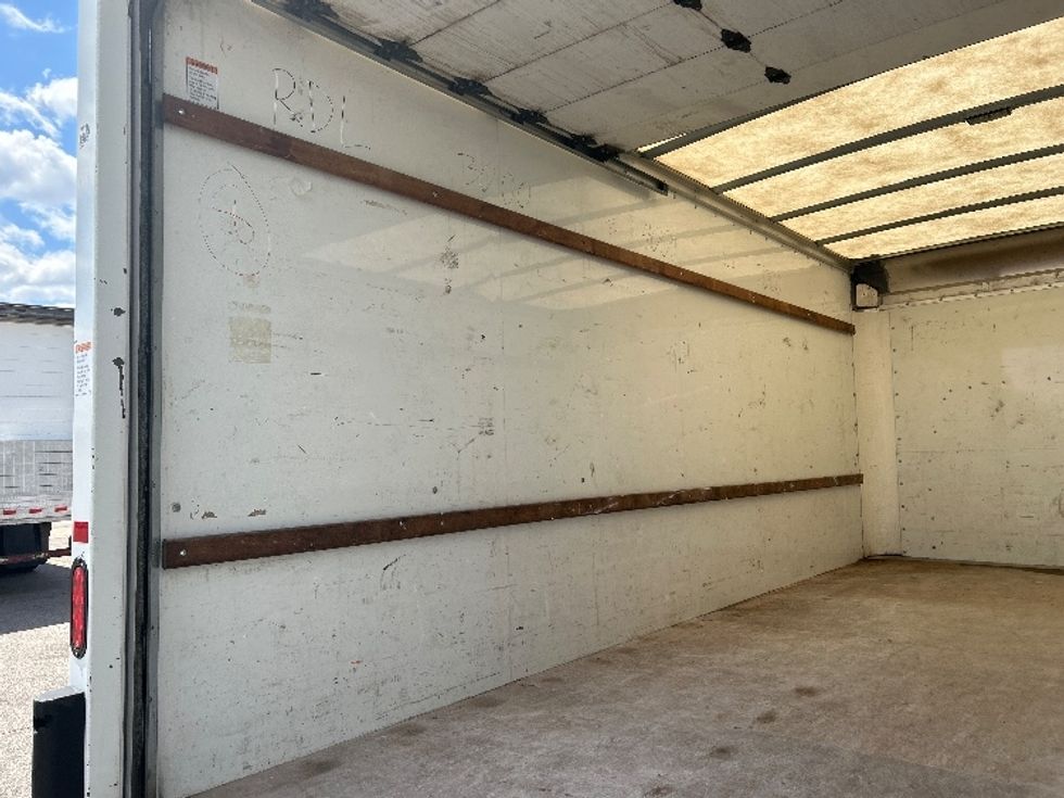 Light Duty Box Truck-Light and Medium Duty Trucks-GMC-2021-Savana G33903-Tukwila-WA-61,211\n\t\tmiles-$ 35,750 - Image 10