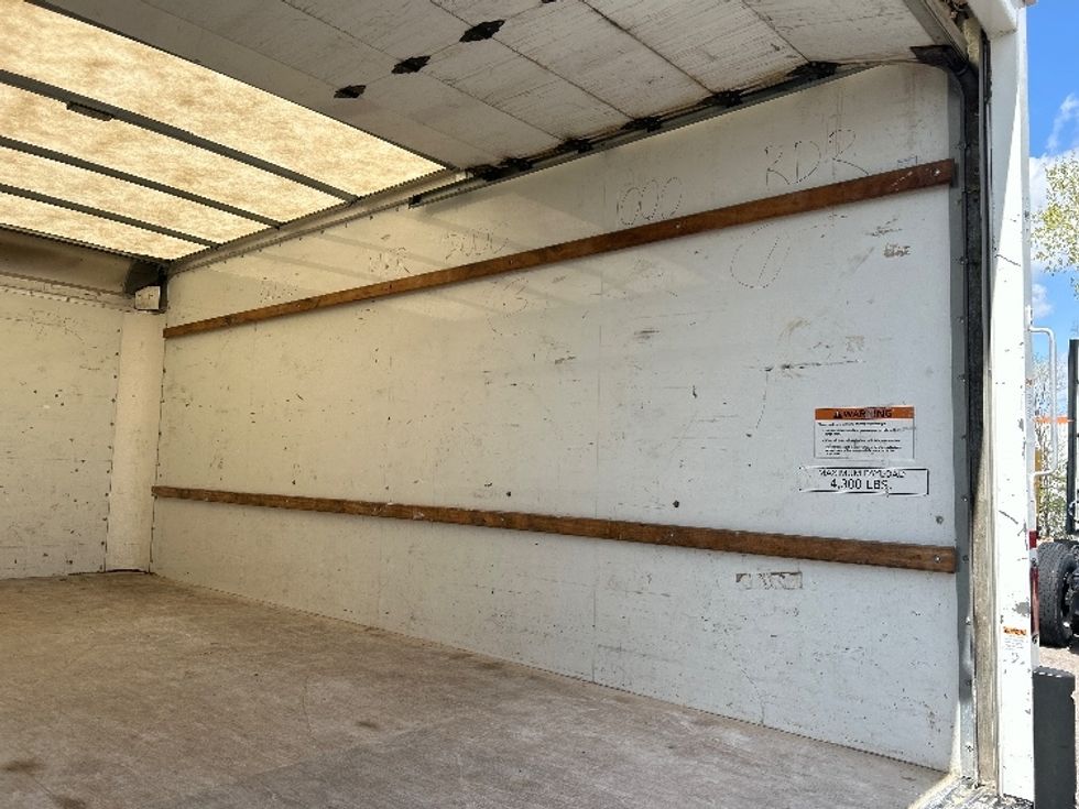 Light Duty Box Truck-Light and Medium Duty Trucks-GMC-2021-Savana G33903-Tukwila-WA-61,211\n\t\tmiles-$ 35,750 - Image 11